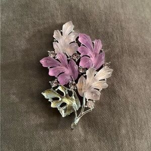 Elegant Floral Brooch in Pink and Silver